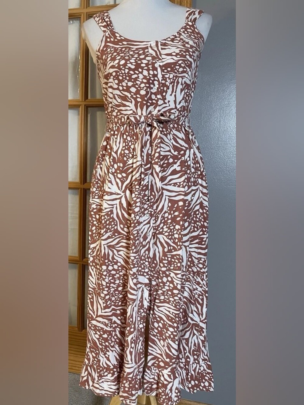 Brown & White Printed Sleeveless Maxi Dress